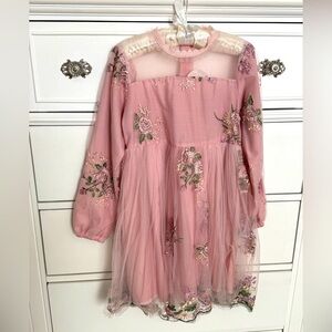 Girls formal dress. Vintage look. Embroidered.